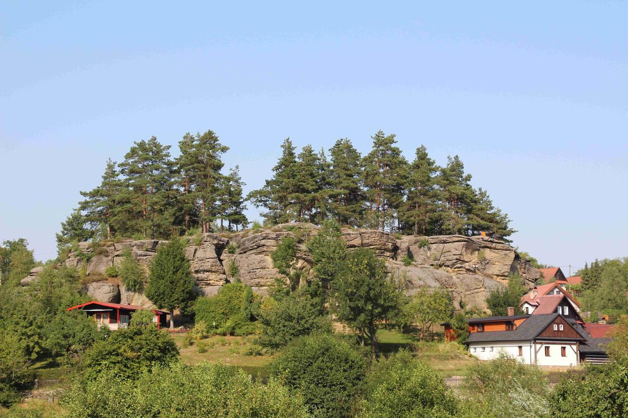 Ubytovací hostinec Na Skalách Budislav  Esterno foto