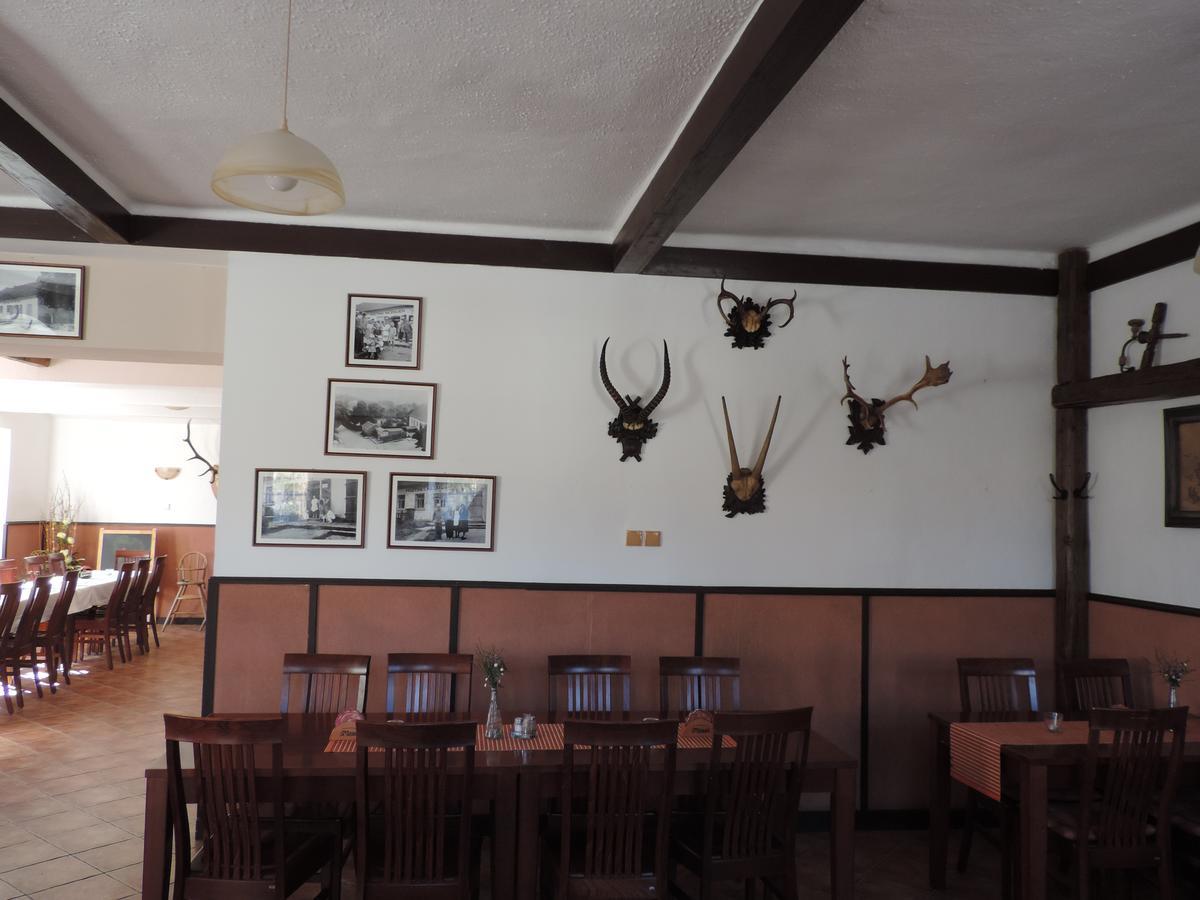 Ubytovací hostinec Na Skalách Budislav  Esterno foto
